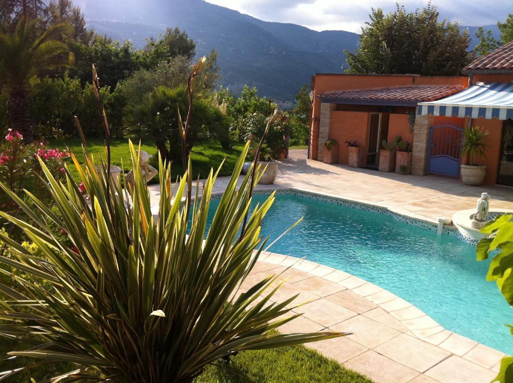 Villa Cyriel Contes  Exterior photo